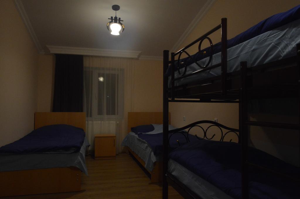 Guest House Qubi Kazbegi Bagian luar foto