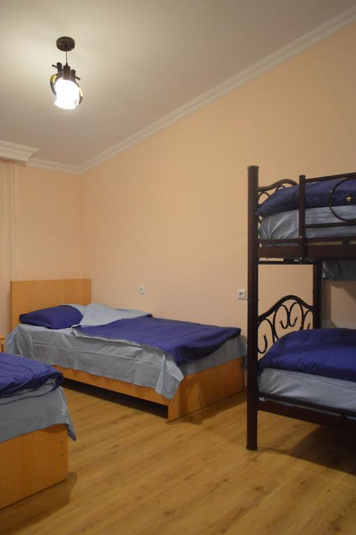 Guest House Qubi Kazbegi Bagian luar foto