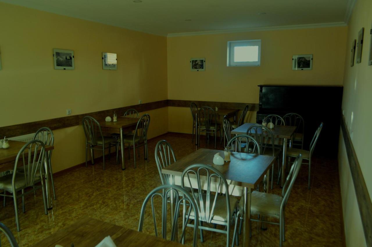 Guest House Qubi Kazbegi Bagian luar foto