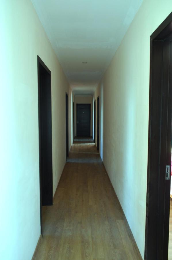 Guest House Qubi Kazbegi Bagian luar foto